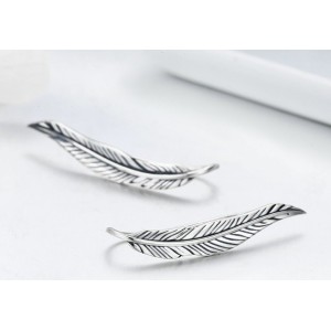 Aretes largos en forma de hojas en plata Aretes largos en forma de hojas en plata