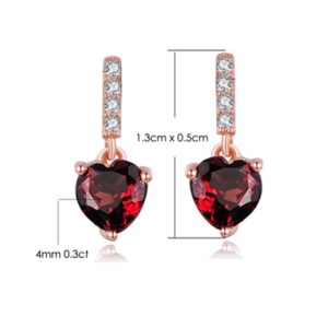 Set en plata corazón de granate incluye manilla y aretes