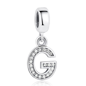 Dije con collar de letra inicial en plata Dije con collar de letra inicial en plata