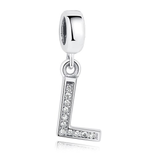 Dije con collar de letra inicial en plata Dije con collar de letra inicial en plata