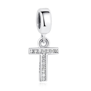 Dije con collar de letra inicial en plata Dije con collar de letra inicial en plata