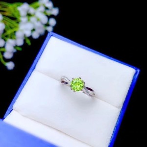Anillo de compromiso en plata