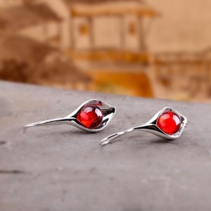 Aretes rojos en plata Aretes rojos en plata