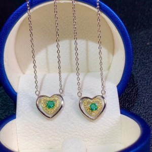 Collar con dije de plata corazón