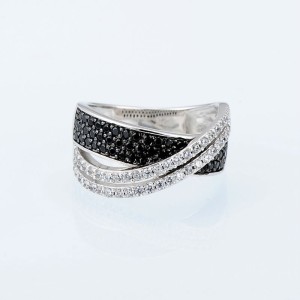 Anillo dos bandas entrelazadas en plata Anillo dos bandas entrelazadas en plata