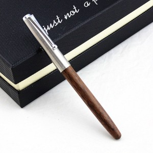 Pluma estilográfica personalizada color madera