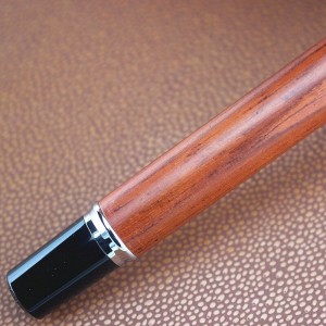 Pluma estilográfica personalizada color madera Pluma estilográfica personalizada color madera