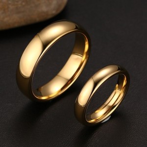 Argollas de matrimonio en tungsteno doradas