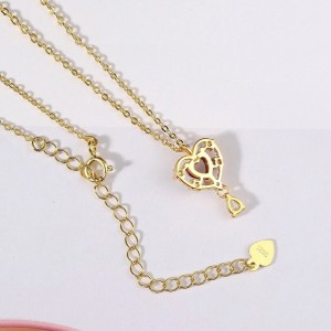 Dije con cadena corazón de amor en plata