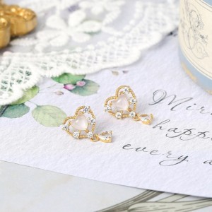 Aretes corazón dulce en cuarzo de plata Aretes corazón dulce en cuarzo de plata