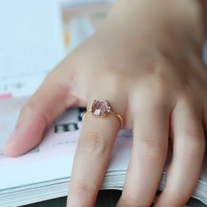 Anillo de compromiso estilo vintage con amatista en plata Anillo de compromiso estilo vintage con amatista en plata