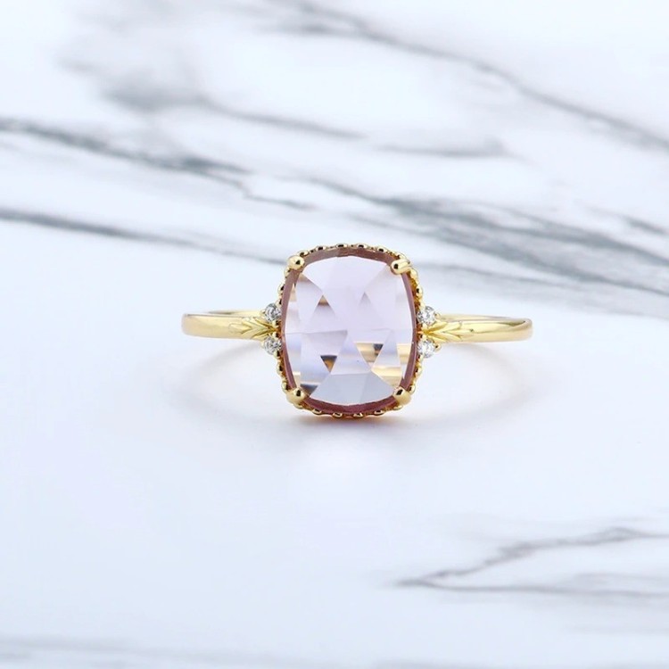 Anillo de compromiso estilo vintage con amatista en plata Anillo de compromiso estilo vintage con amatista en plata