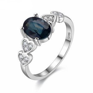 Anillo de compromiso en plata con zafiro