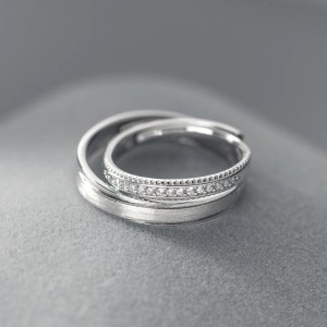 Argollas de matrimonio zirconias en plata ajustable Argollas de matrimonio zirconias en plata ajustable