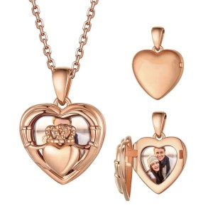 Collar relicario claddagh personalizable en plata