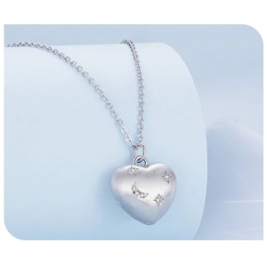 Collar con dije corazón de amor personalizable en plata