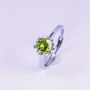 Anillo de compromiso en plata copo de corazones con peridoto Anillo de compromiso en plata copo de corazones con peridoto