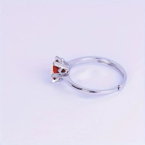 Anillo de compromiso en plata copo de corazones con granate Anillo de compromiso en plata copo de corazones con granate